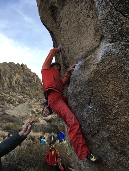 Katie-Lambert-Bouldering-Bishop-California-Mammut